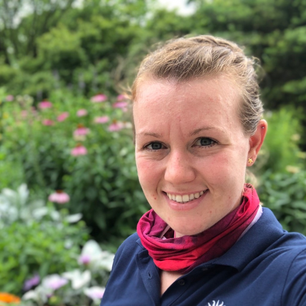 Sarah Dickert, Smithsonian Gardens staff