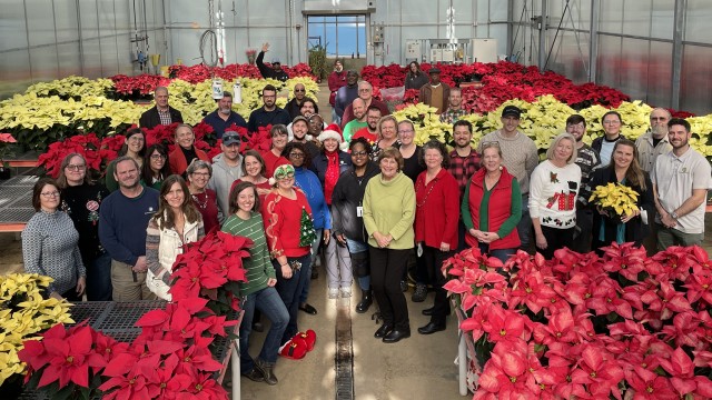 Smithsonian Gardens staff image