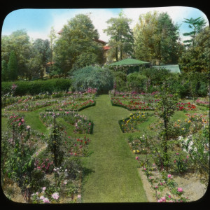 McFarland's garden at his home, Breeze Hill, in Harrisburg, Pennsylvania, 1932. Smithsonian Institution, Archives of American Gardens, J. Horace McFarland Collection.