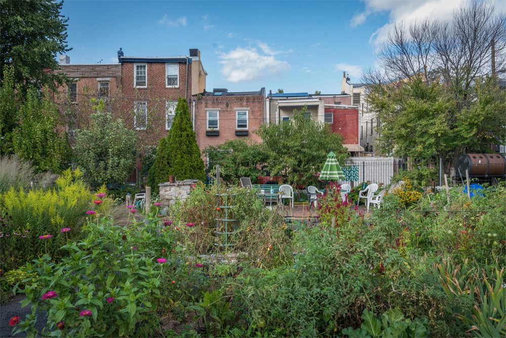 Bel Arbor Community Garden